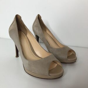 Cole Haan Sz 9 peep toe platform pumps suede cream